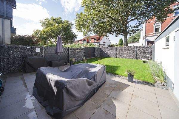 EG Terrasse + Garten