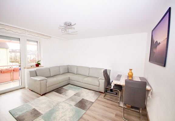 Wohnzimmer mit Südausrichtung