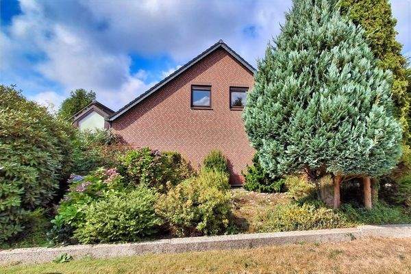 Großes Einfamilienhaus