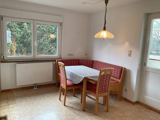 Küche mit Zugang zum Wintergarten