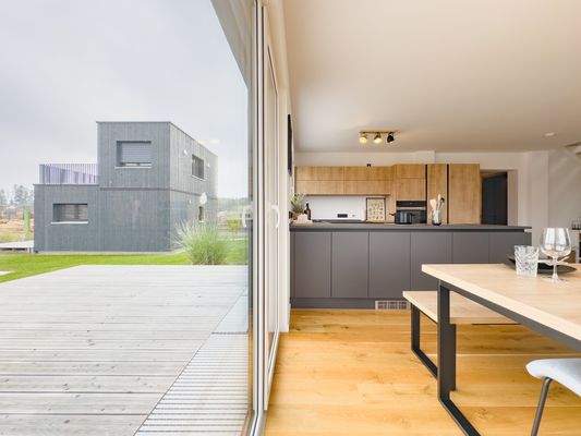 Terrasse (MUSTERHAUS!)