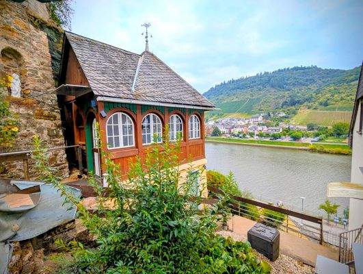 Romantisches Weinberghäuschen