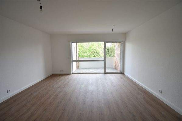 2. OG li-Wohn- und Essbereich 