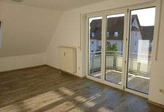Wohn- und Schlafzimmer