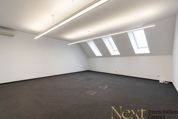 Büro V (5.OG)