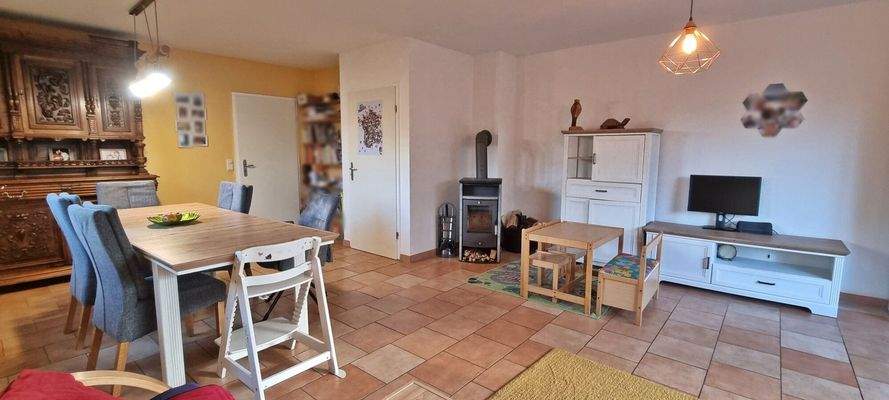 Wohn- und Essbereich 