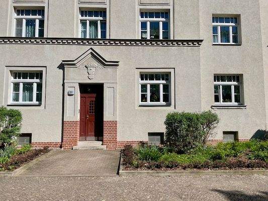 Hutten30-15 front.jpeg