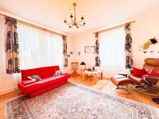 Licht, hohe Decken, Dielenboden