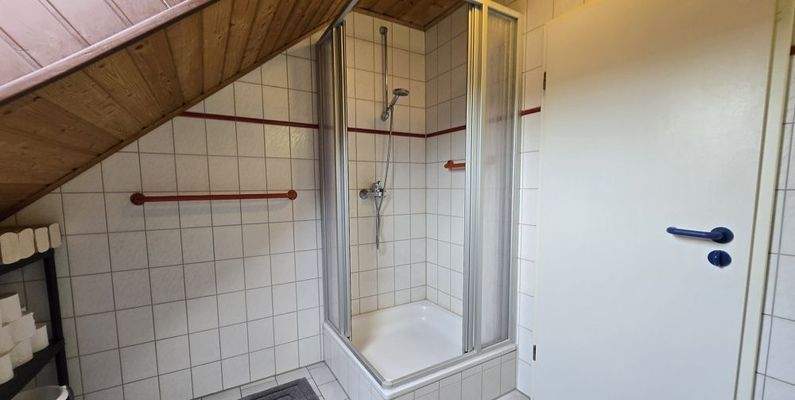 Badezimmer DG