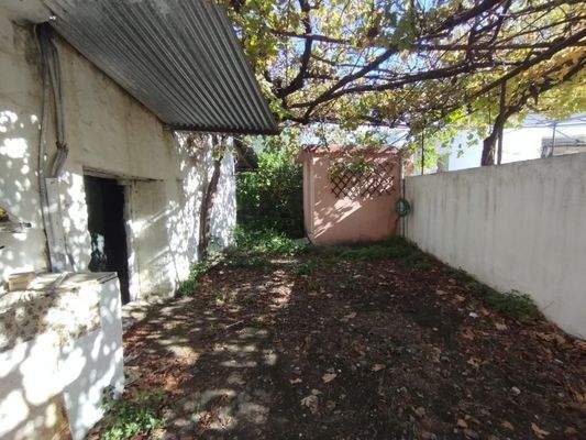 Kreta, Agii Pantes: Klassisches Steinhaus in traditionellem Dorf zu verkaufen