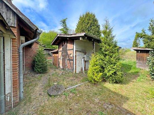 Nebengebäude mit Sauna