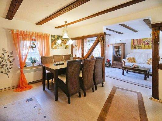 Offener Wohn-Essbereich...