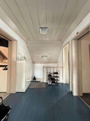 Flur Altbau Dachgeschoss