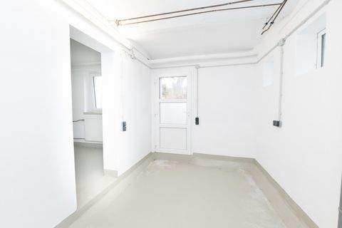 Stade Halle, Stade Hallenfläche