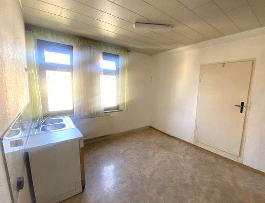 Küche im OG mit ZUgang zur Terrasse