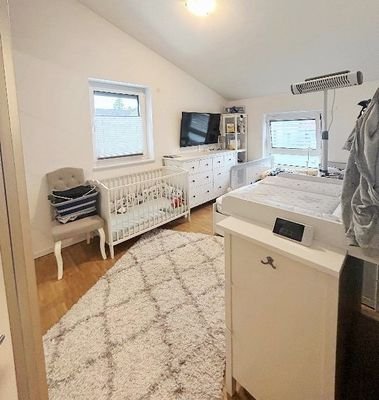 Kinderzimmer-2, Bild 1.JPG