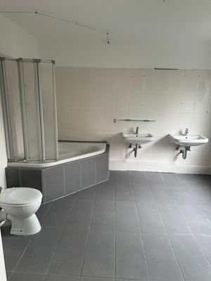 Badezimmer EG