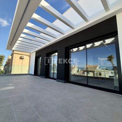 Contemporary Golf Apartments in a Lush Complex in Algorfa