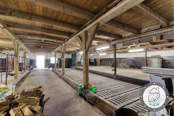 Stall 1 angeschlossen an das Zuhause