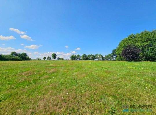 Grundstück mit unendlicher Weite