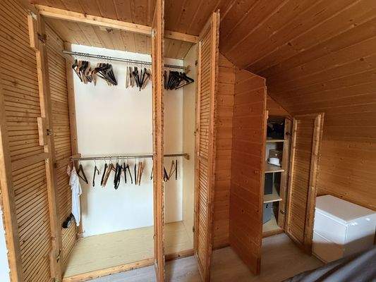 Einbauschrank im Schlafbereich