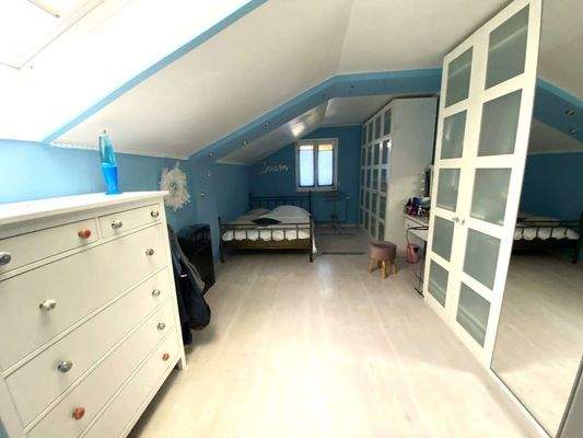 Kinderzimmer / Büro