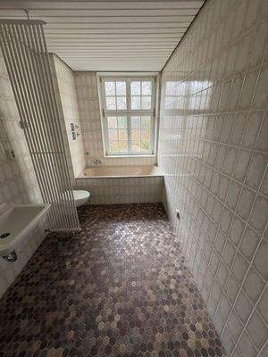 Badezimmer Wohnung 1. OG