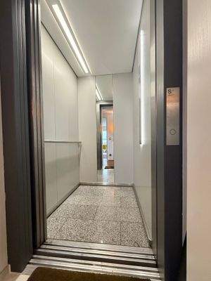 Privater Zugang in das Penthouse 