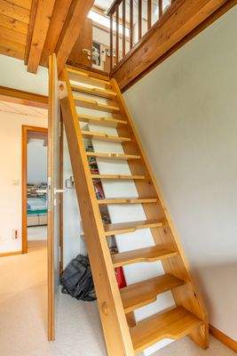 Treppe in den Dachspitz