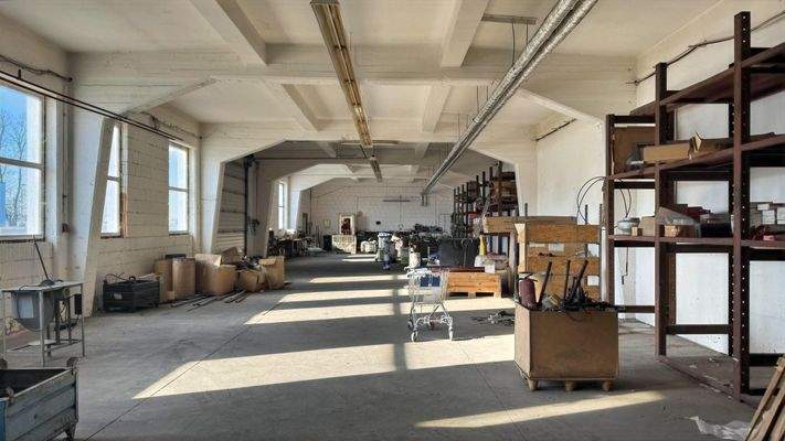 Montagehalle stützenfrei