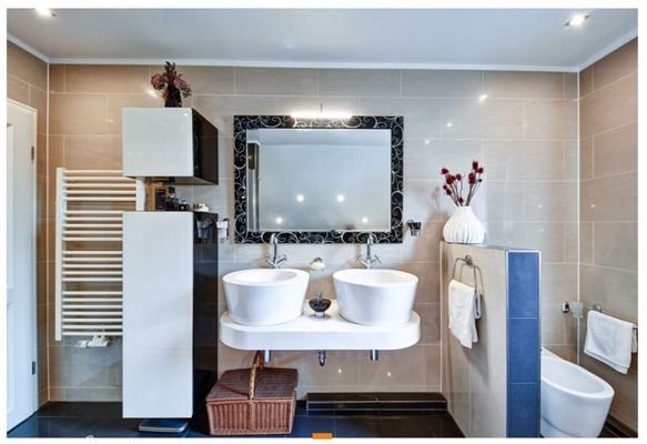 Badezimmer Bild II