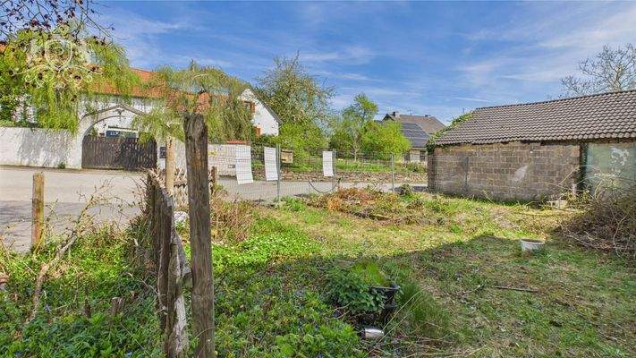 CAM01984G0-PR0469-STILL001