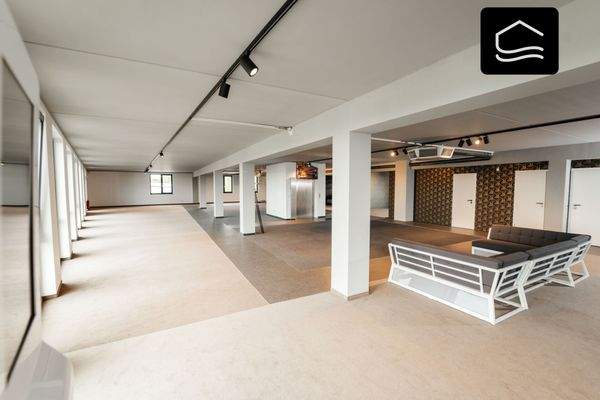 Showroom Dachgeschoss.jpg