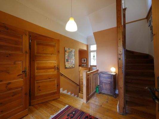  OG | Der FLUR - hinten links separates WC