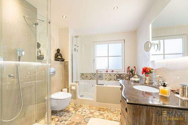 Badezimmer Erdgeschoss