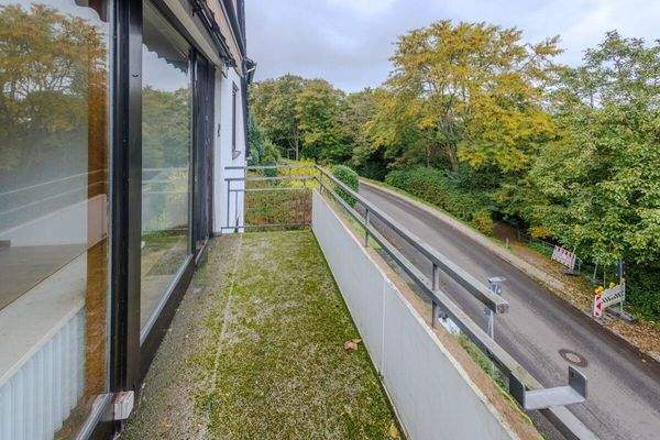 Balkon mit Blick ins Grüne