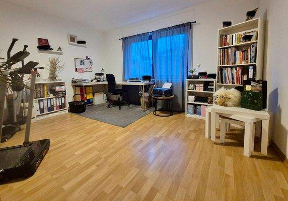 2. Schlaf-, Arbeits-, Kinderzimmer