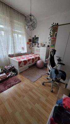 Schlaf-/Kinderzimmer 1