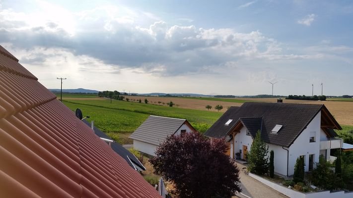 Blick aus dem Dachfenster Süd.jpg