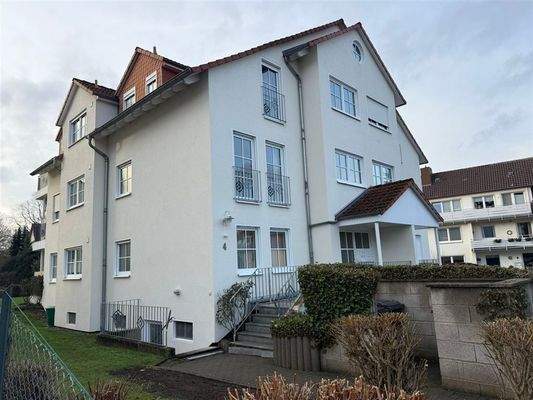 Blick von außen, Straßenseite