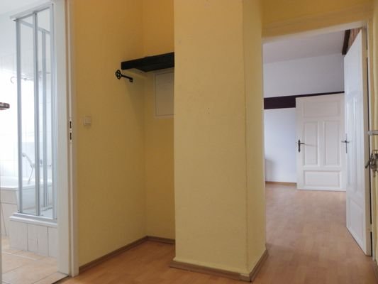 Flur Obergeschosswohnung (rechts)