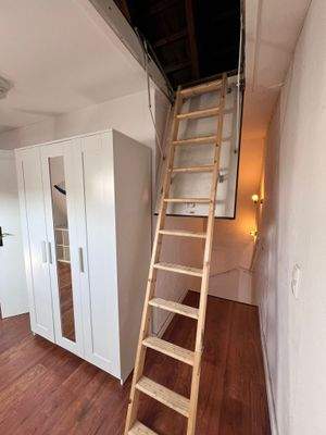 Zugang zum Spitzboden