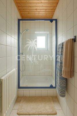 Separater Duschbereich im Spa-Bereich