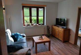 Wohnzimmer Teil 3.JPG