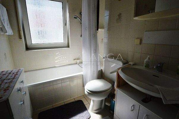 Tageslichtbad 1. OG links