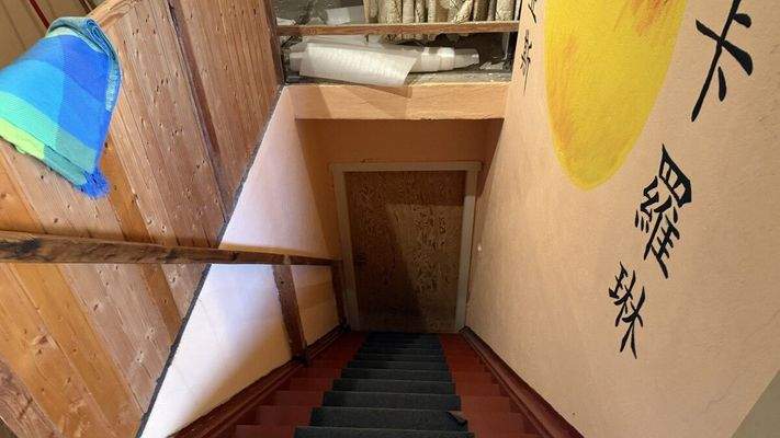 Treppenaufgang ins DG