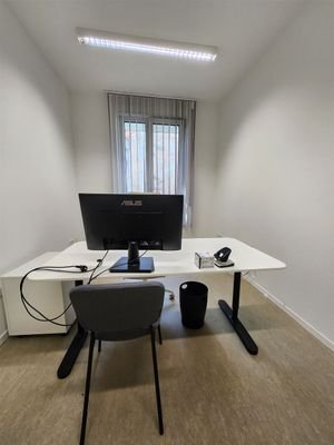 Büro 1