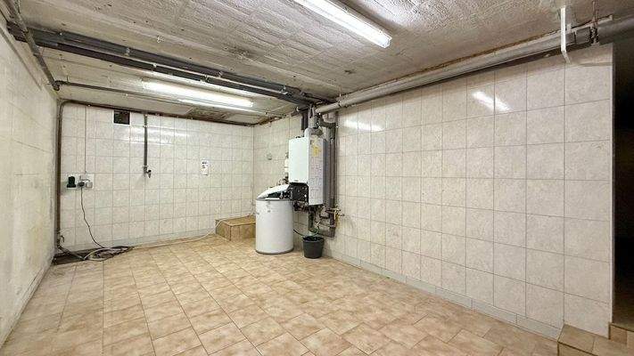 Kellerbereich mit Heizung