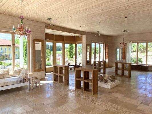 Verkaufsraum / Büro 