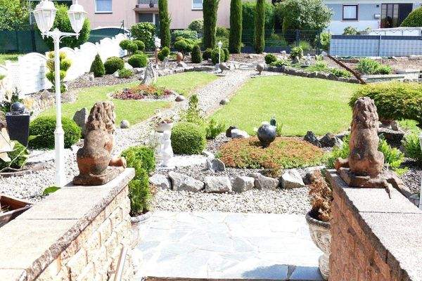 Zugang von der Waschküche in den Garten